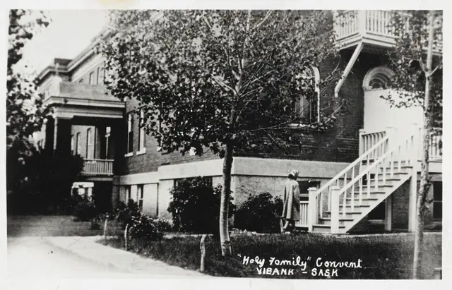 Holy Family Convent, Vibank